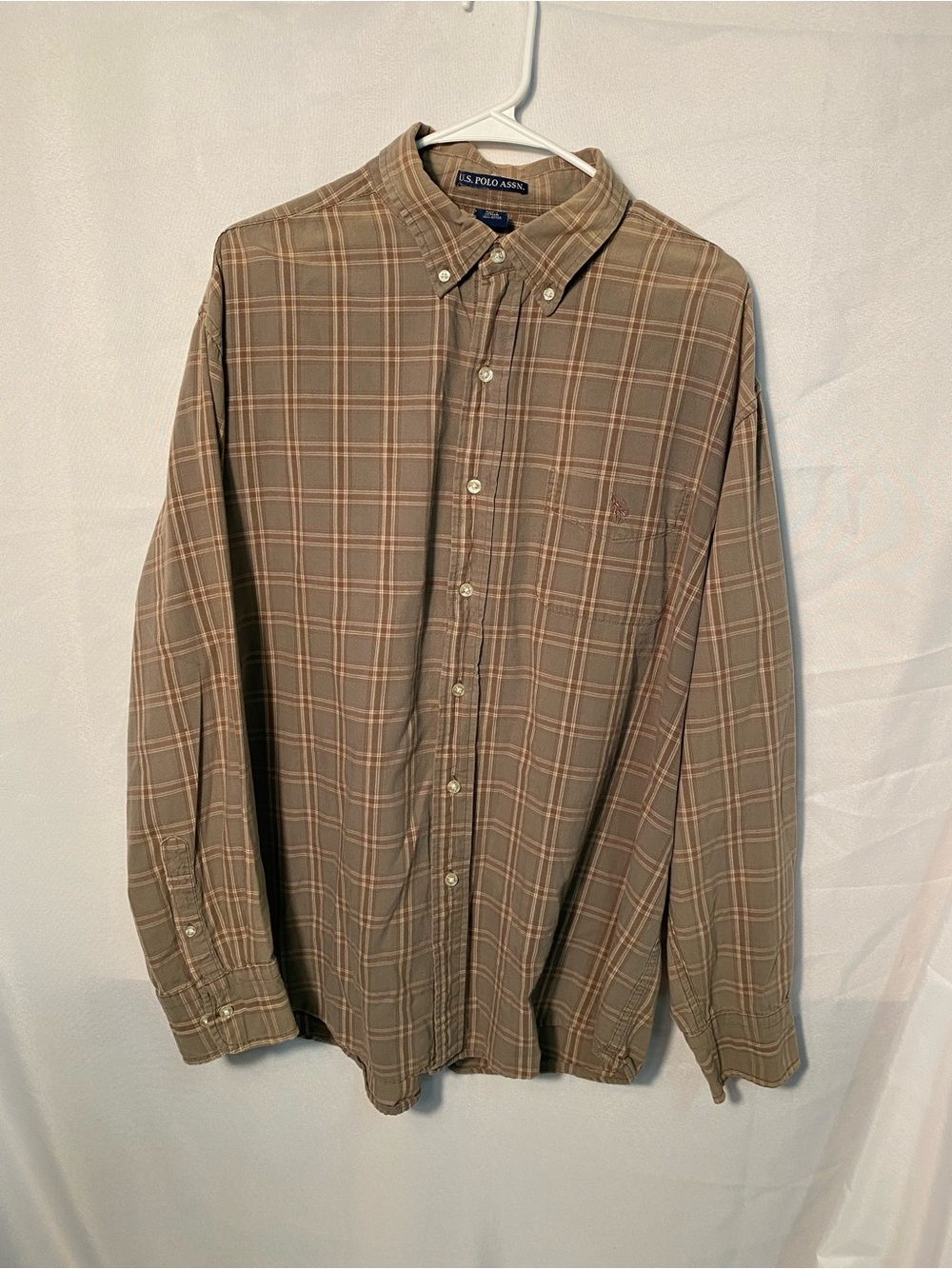 U.S. Polo Assn. Men's Brown Plaid Long-Sleeve Button-Down Shirt